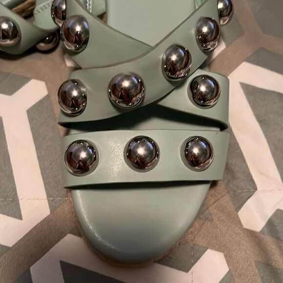 MARC FISHER WOMEN’S SIZE 6 1/2 SANDALS - Picture 2 of 7